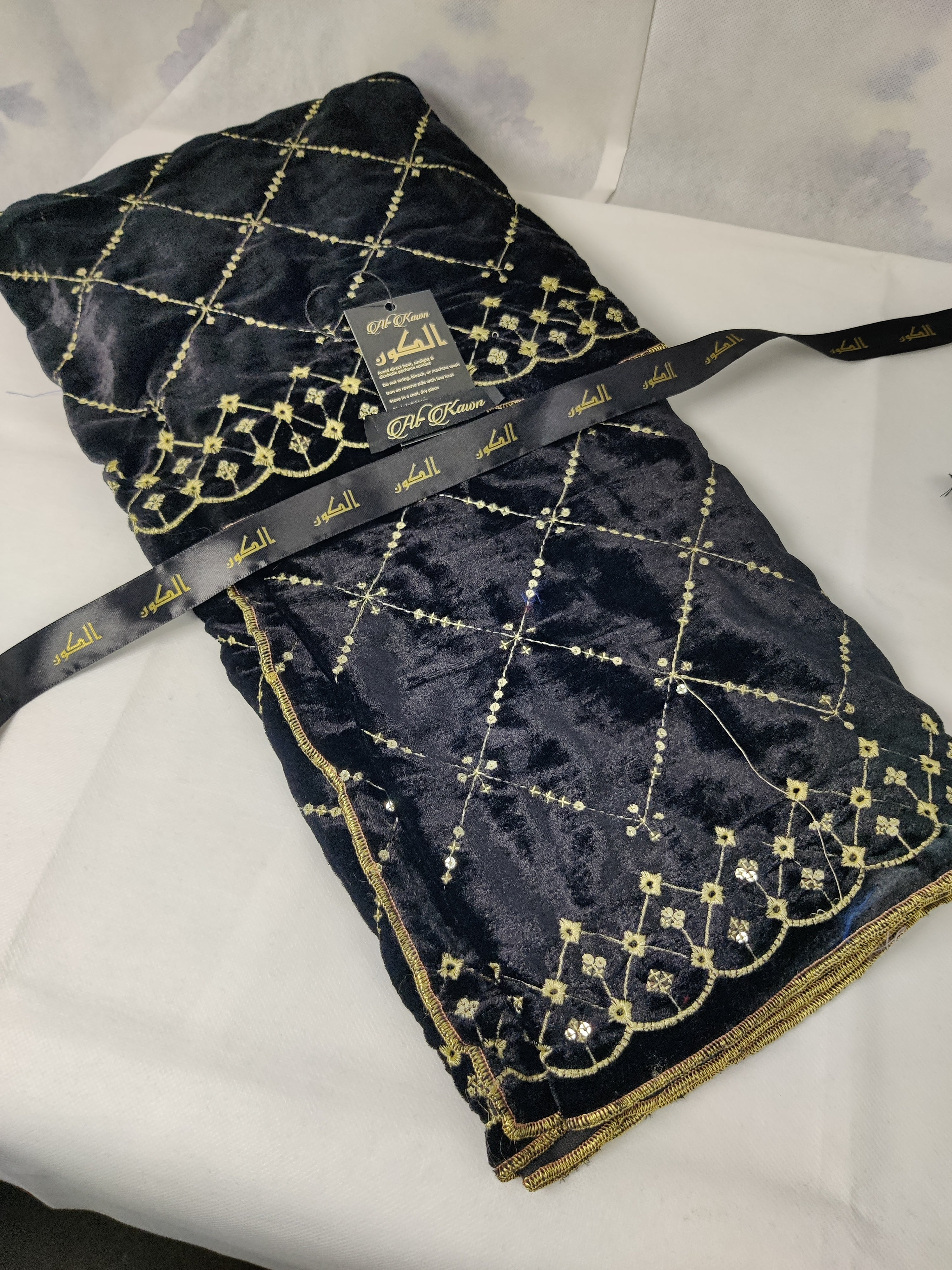 Luxurious Velvet Shawl – Black with Golden Embroidery