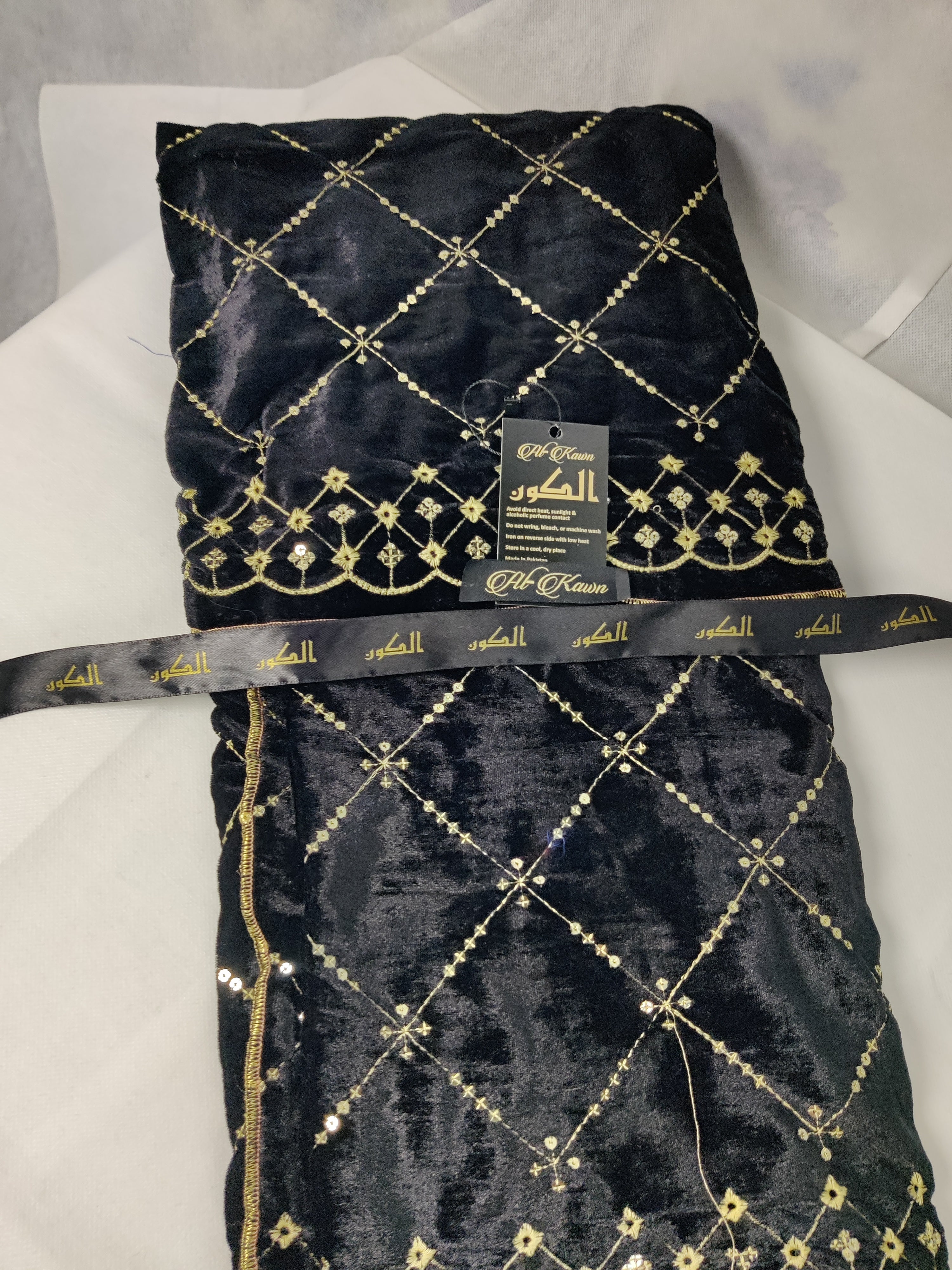 Luxurious Velvet Shawl – Black with Golden Embroidery