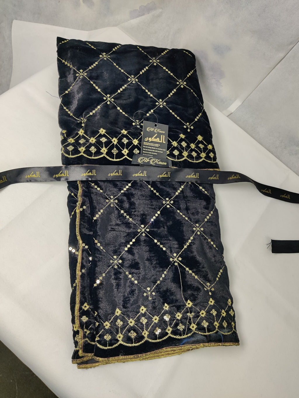 Luxurious Velvet Shawl – Black with Golden Embroidery