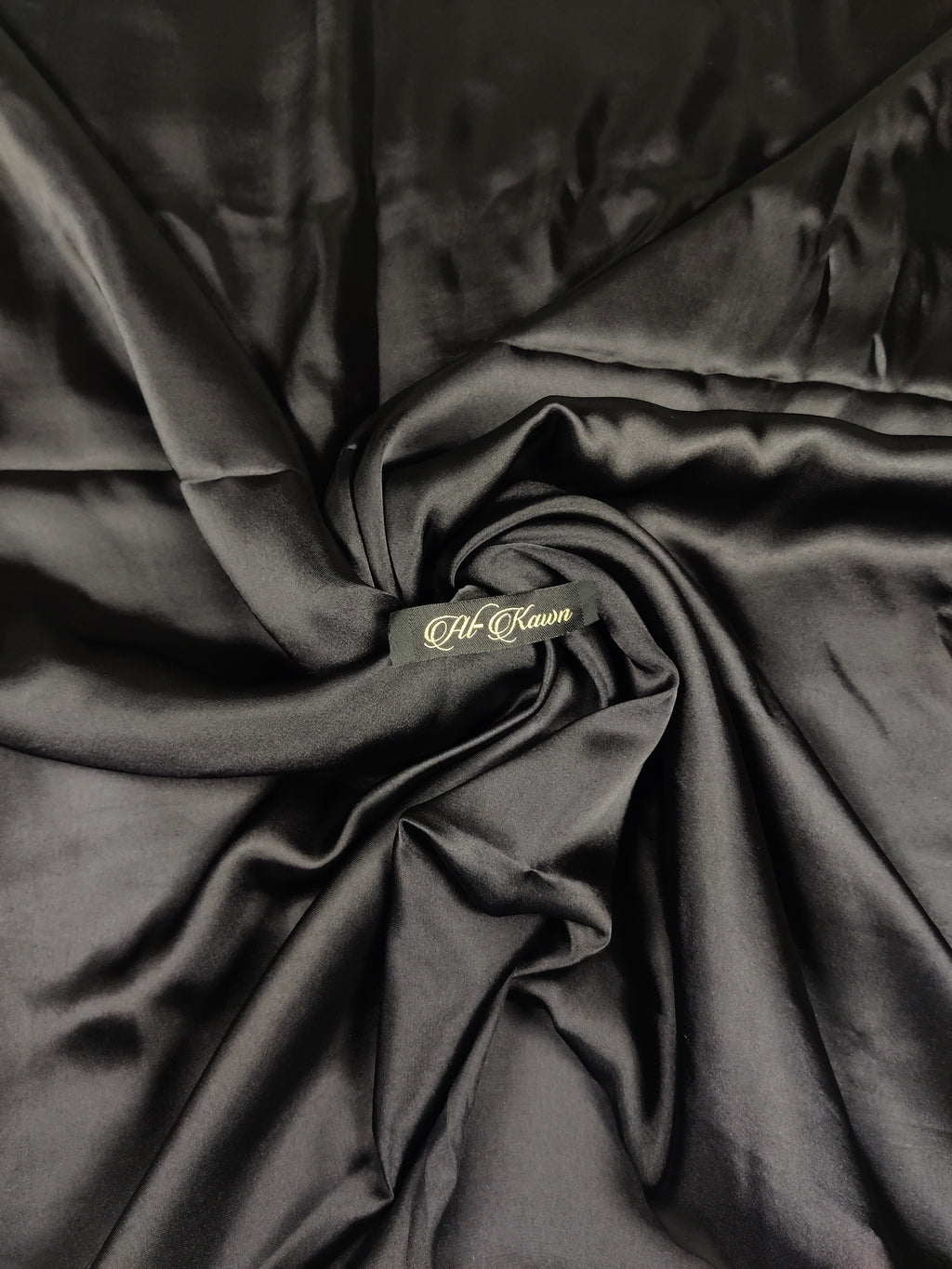 Alkawn “Eloura” Plain Silk Suit – Timeless Luxury Collection