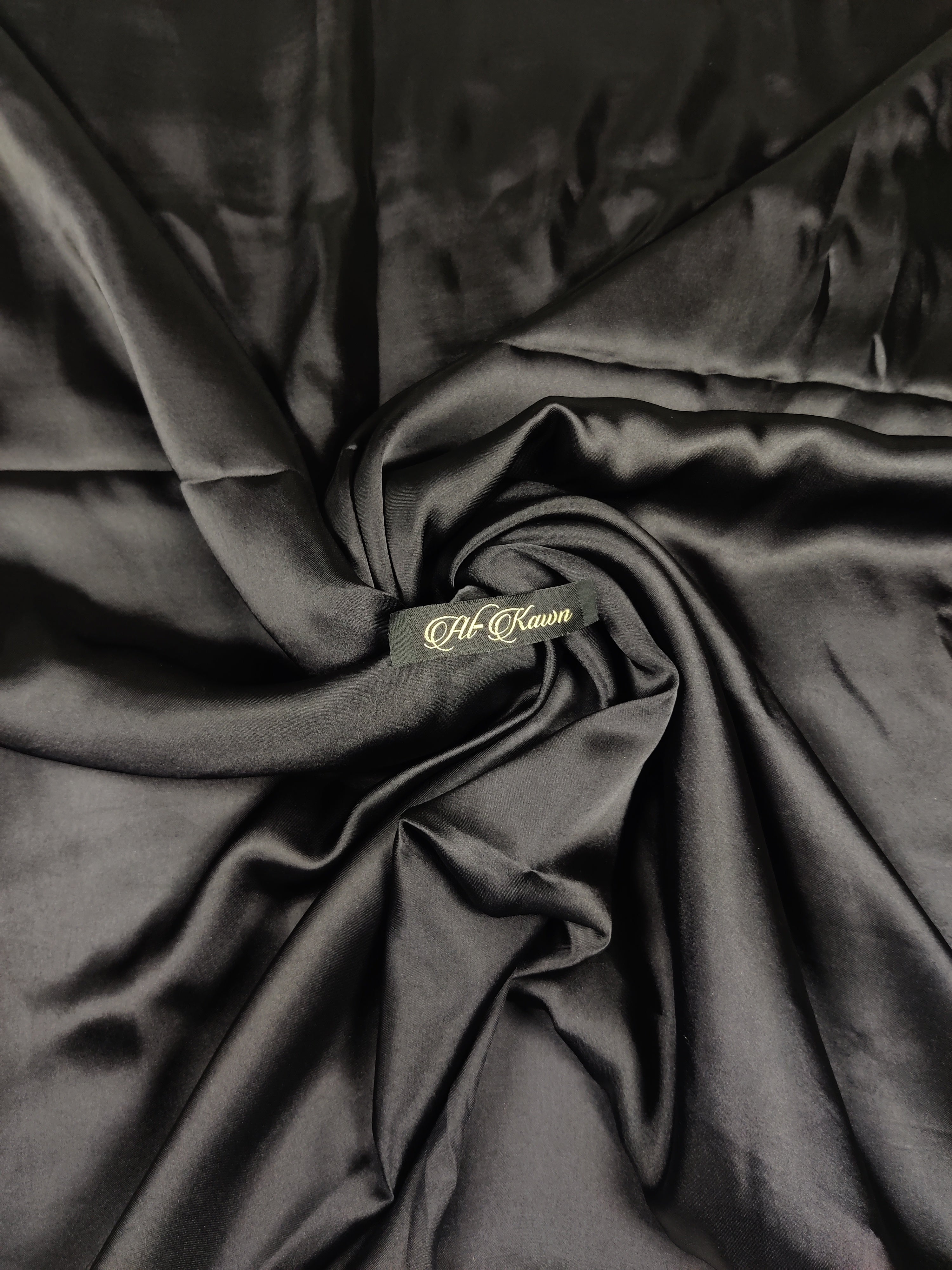 Alkawn “Eloura” Plain Silk Suit – Timeless Luxury Collection