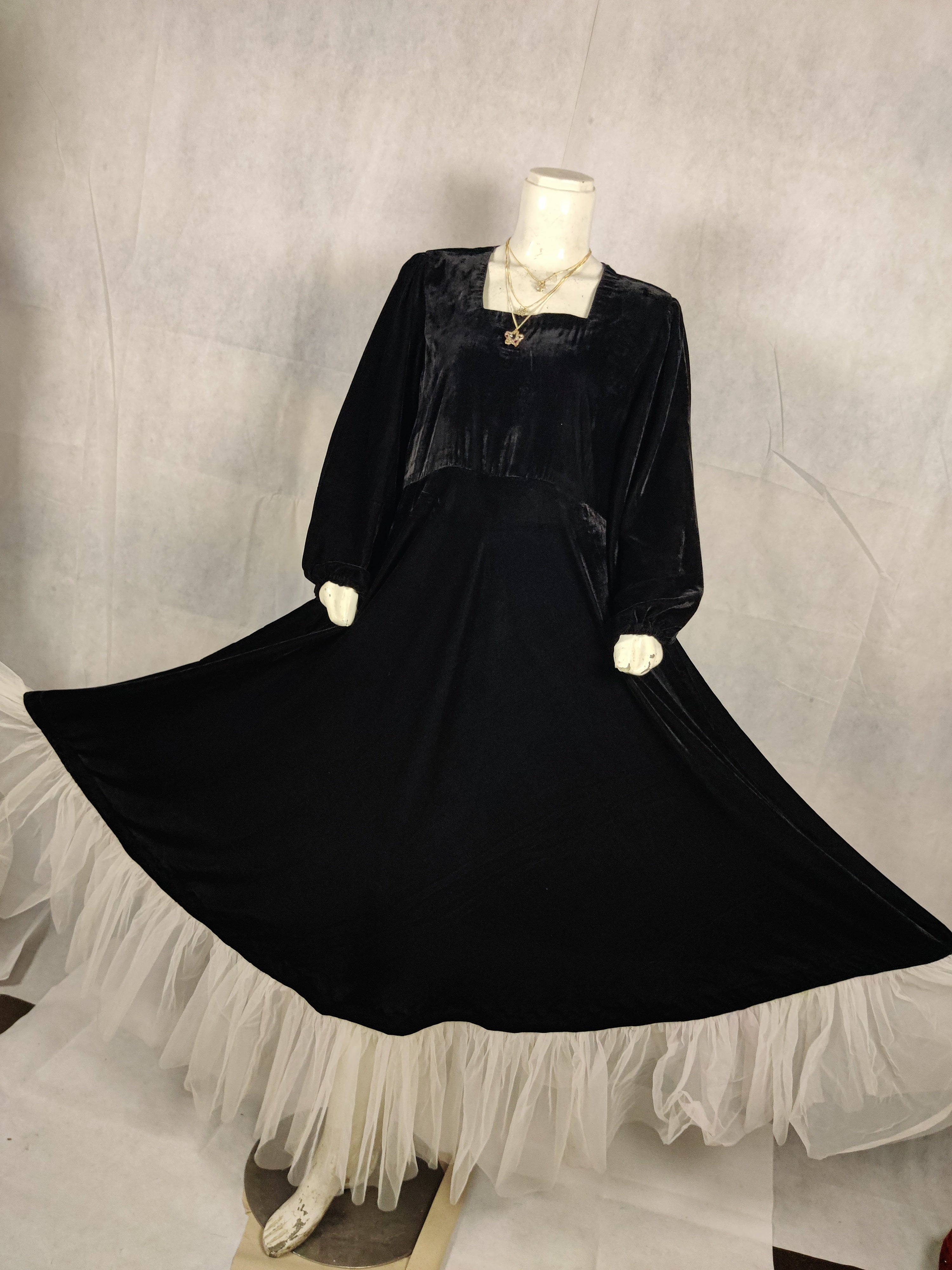 “Velora Noir” Micro 13000 Velvet Frock – Royal Black with White Organza Grace