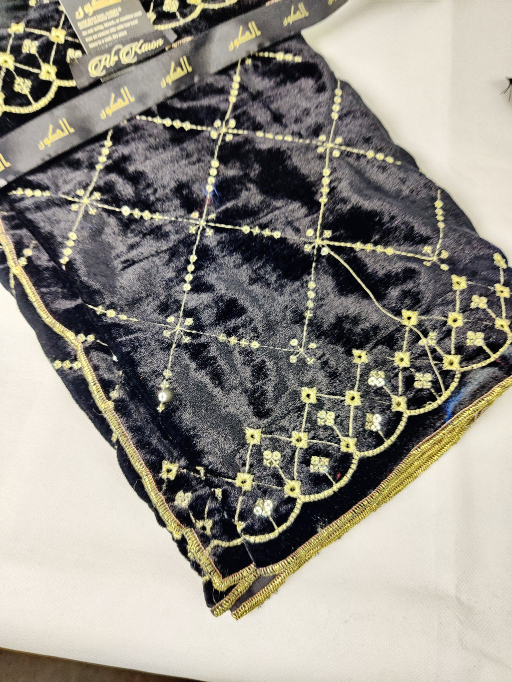 Luxurious Velvet Shawl – Black with Golden Embroidery