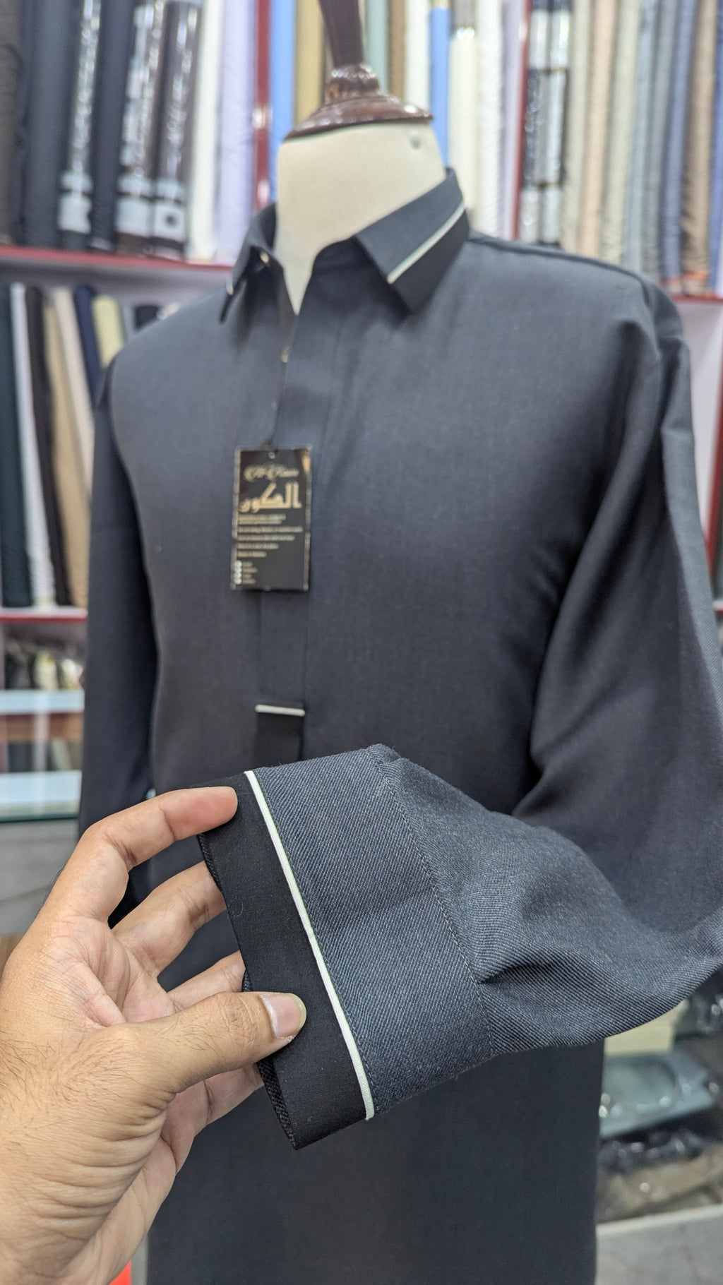 Luxury Men’s Shalwar Kameez – Premium Imported Wool, Elegant Grey n Black Design