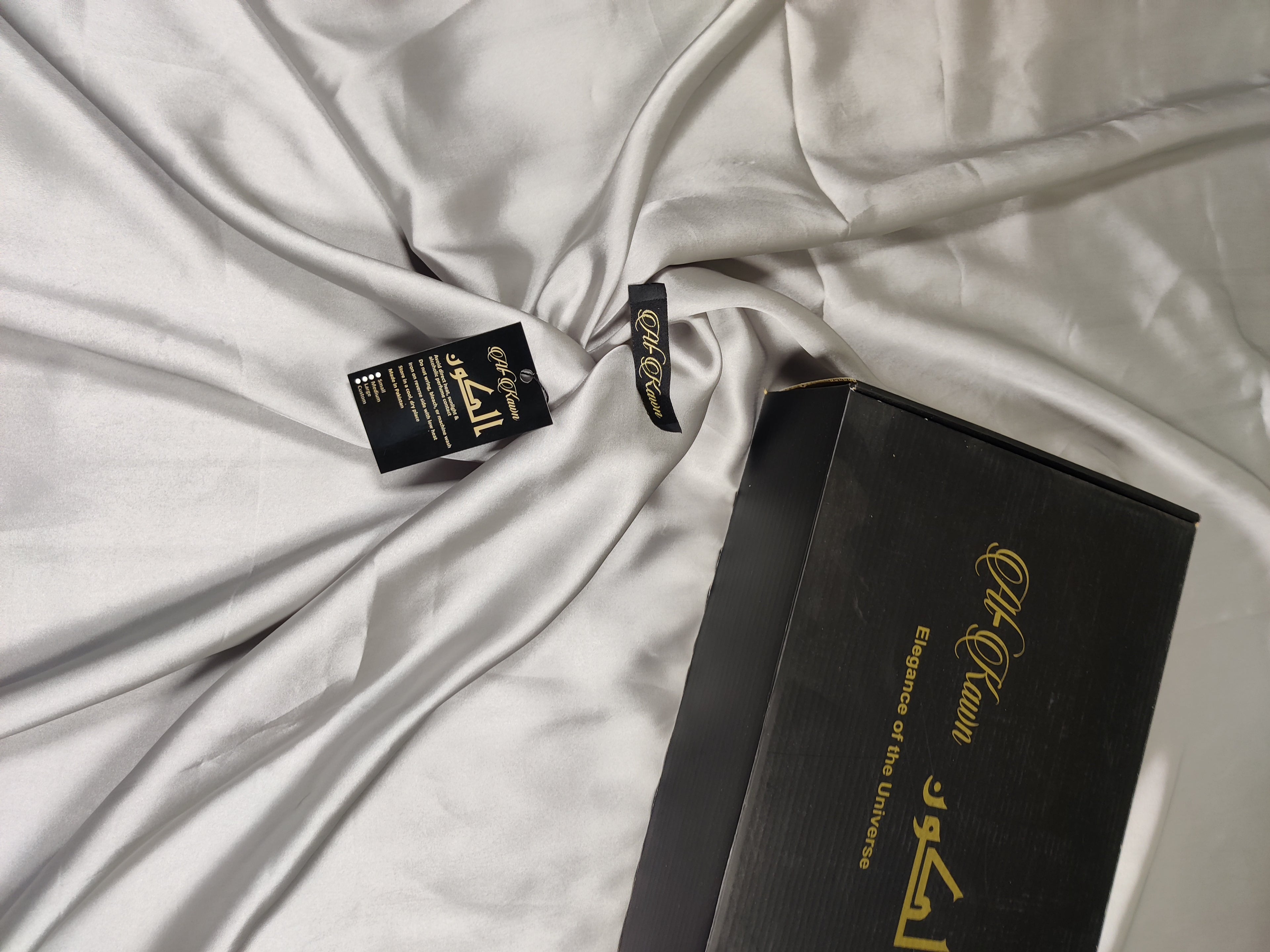 Alkawn “Eloura” Plain Silk Suit – Timeless Luxury Collection