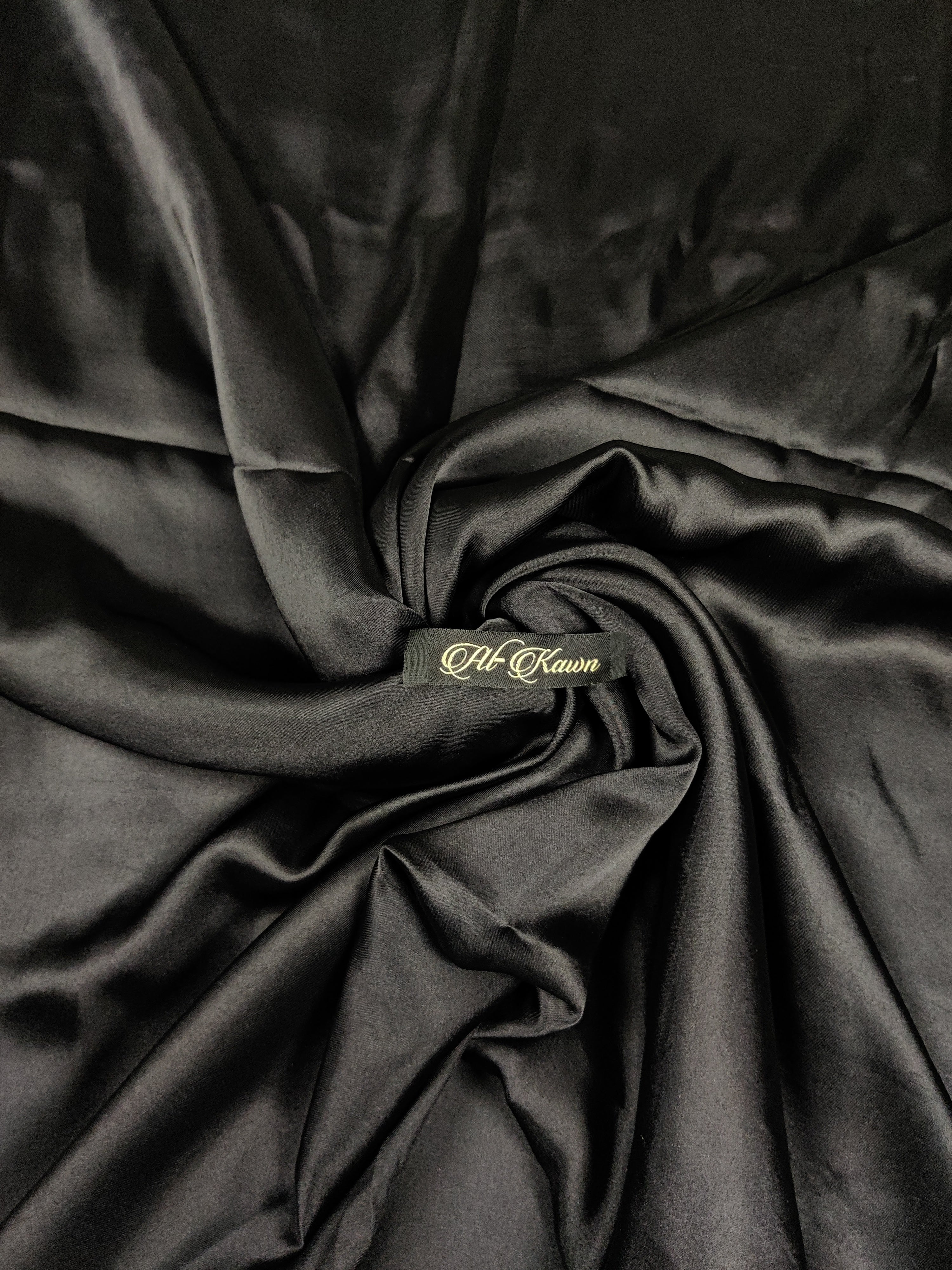 Alkawn “Eloura” Plain Silk Suit – Timeless Luxury Collection