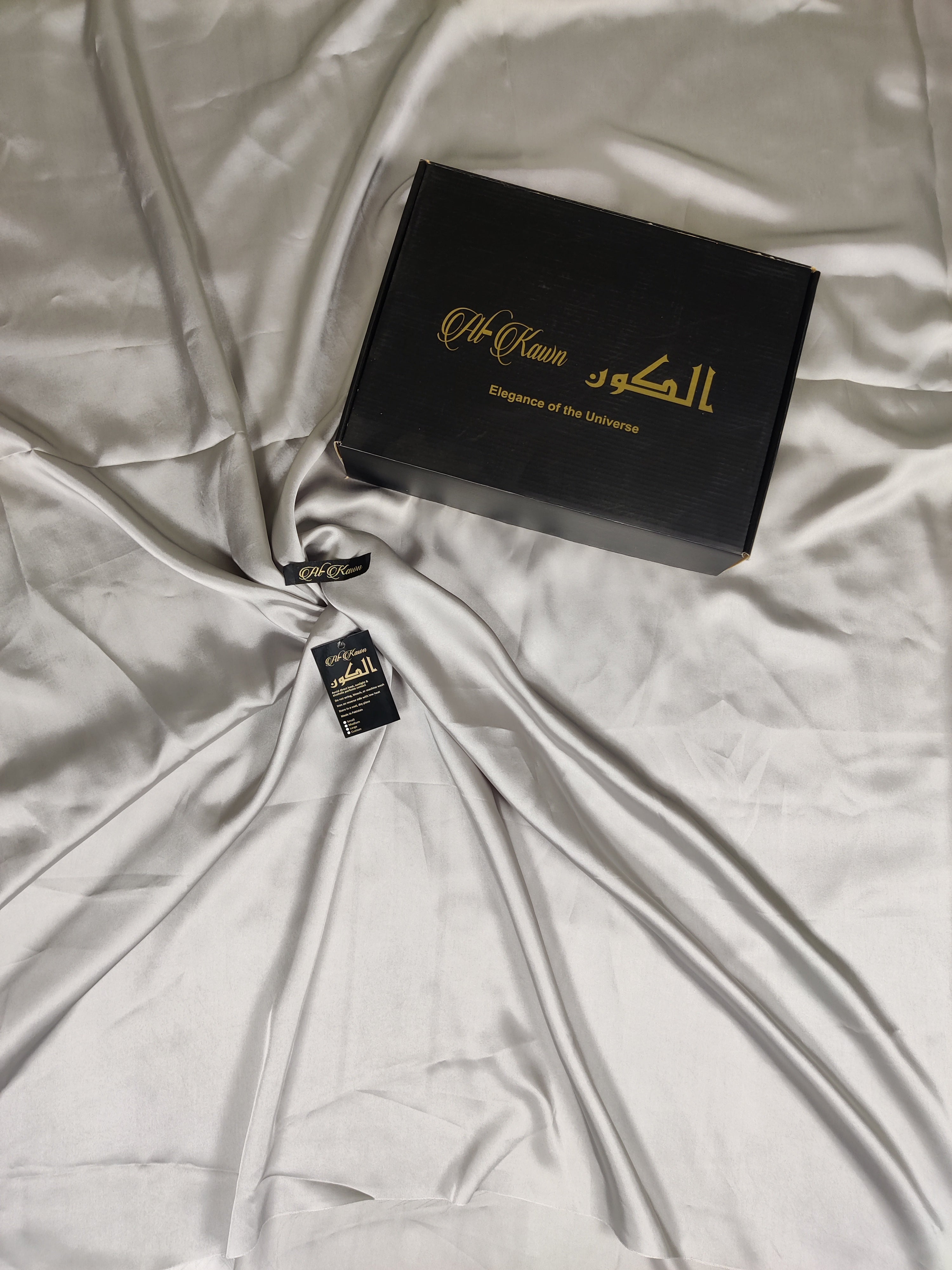 Alkawn “Eloura” Plain Silk Suit – Timeless Luxury Collection