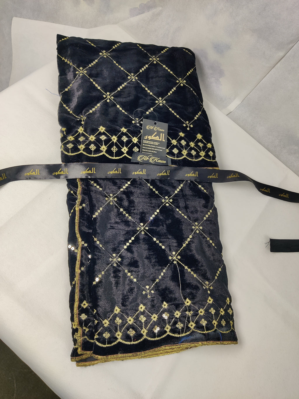 Luxurious Velvet Shawl – Black with Golden Embroidery